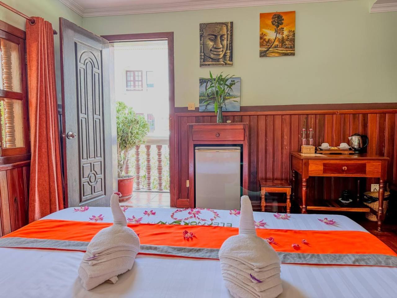 Siem Reap Center Hotel Exterior photo