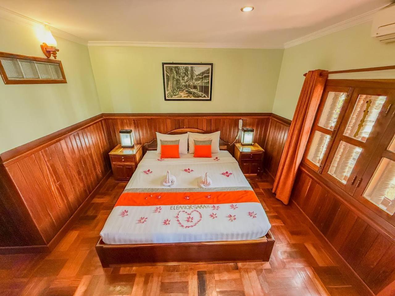 Siem Reap Center Hotel Exterior photo